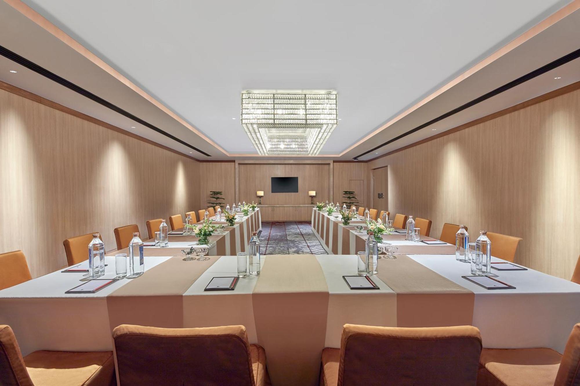 Doubletree By Hilton 瓦拉纳西 外观 照片